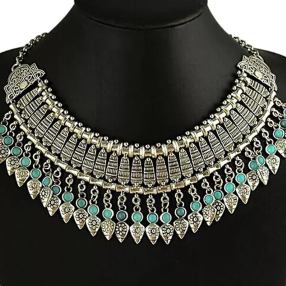 NEW Tribal boho turquoise vintage looking necklace